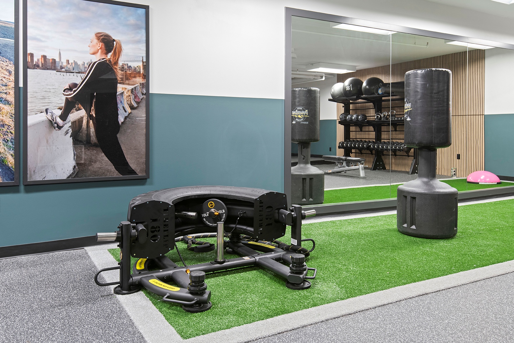 fitness center at Novi at Queen Anne apartments in Queen anne WA